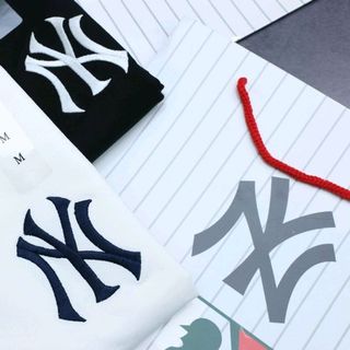 áo nỏ MLB nhẹ nhàng nổi bật