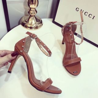 Giày sandal Ót nhon ho mui