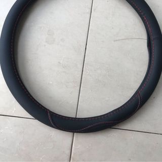 Bọc vô lăng giá rẻ giật mình