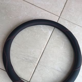 Bọc vô lăng giá rẻ giật mình