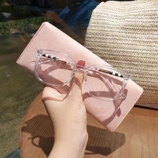 Kính nữ giả cận cao cấp