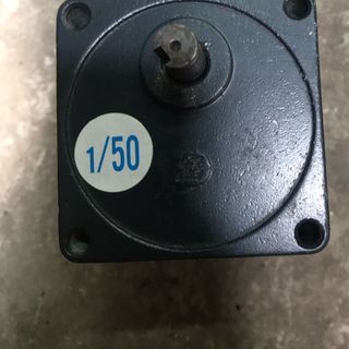 Giảm tốc 15W- 220V dài cả trục 145cmmặt bích 7cm