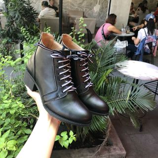 Giày Boot cột dây đẹp sang trọng