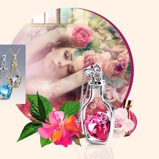 vòng cổ kèm mặt hình lọ hoa