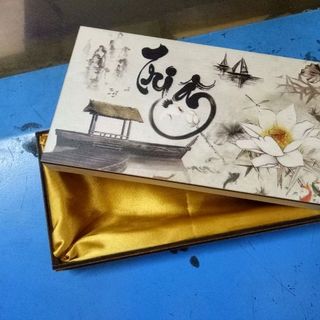 hộp gỗ in khắc theo yêu cầu