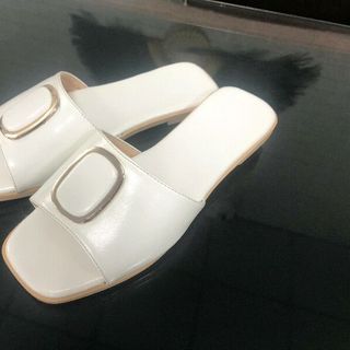 Dép kiểu êm chân siêu nhẹ