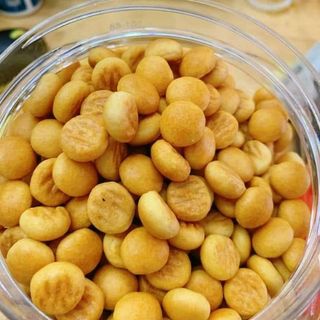 Bánh nút mặn