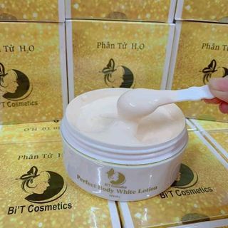 body phân tử nước h2o