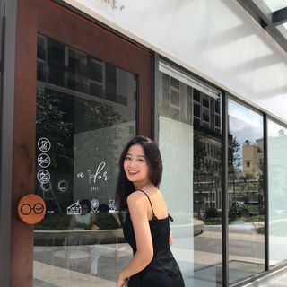 Đầm thời trang nữ hai dây