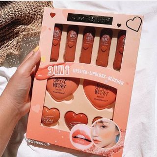 Set kiss beauty 10 món