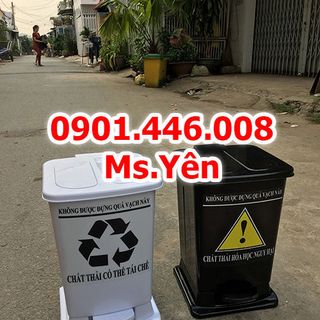 bán thùng rác y tế 15l màu trắng - rác thải có thể tái chế giá rẻ nhất HCM