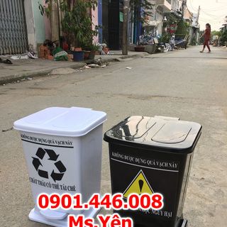 bán thùng rác y tế 15l màu trắng - rác thải có thể tái chế giá rẻ nhất HCM