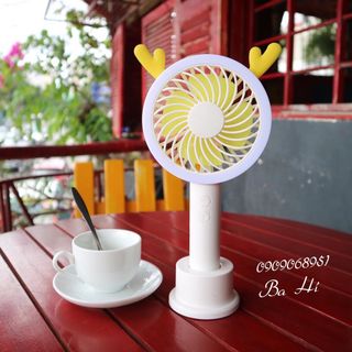 Quạt mini cầm tay 2 cấp độ - 2 kiểu đèn