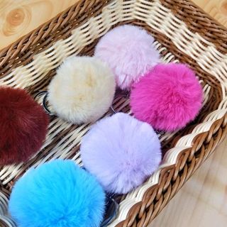 móc khóa cục bông