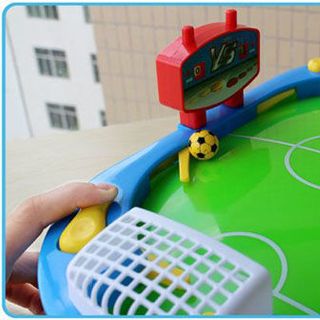 Bộ đồ chơi bàn bóng đá mini cho bé
