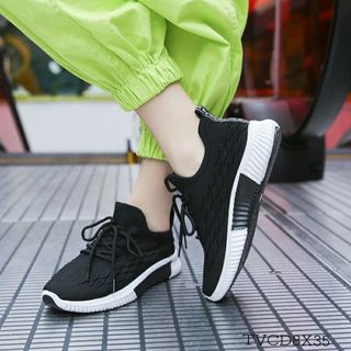 Giày thể Thao Vải Thoáng Khí Phối Họa Tiết Vẩy Rồng Hot 2019