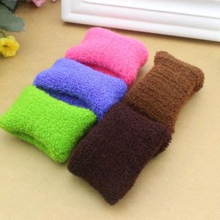 cột tóc len nhiều màu