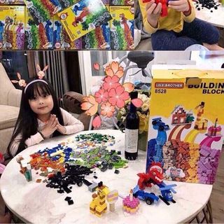 Bộ xếp hình Lego 1000 chi tiết mới cho bé – 8528