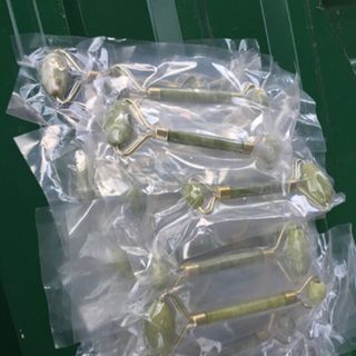 Đá lăn massa mặt Ngọc Bích