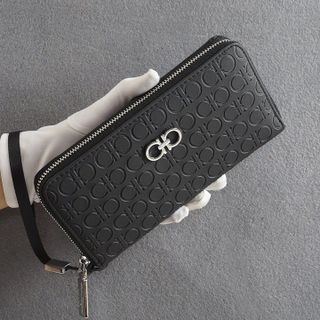 XẢ HÀNG VÍ CẦM TAY CAO CẤP