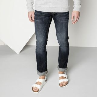 Giày sandal đế trấu 2 khóa màu trắng nam