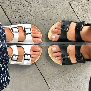 Giày sandal đế trấu 2 khóa màu trắng nữ