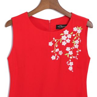 ĐẦM XẺ TÀ PHỐI REN THÊU HOA ANH ĐÀO TINH TẾ XANH LÁ