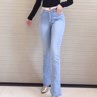 Quần jean ống pass cào