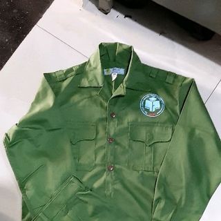 quần áo học kỳ quân đội