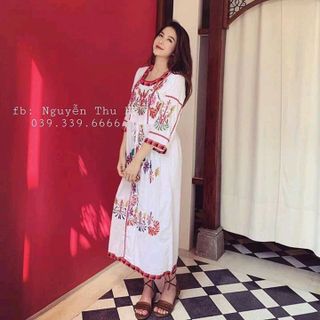 ĐẦM THÊU HOẠ TIẾT VIỀN CỔ
