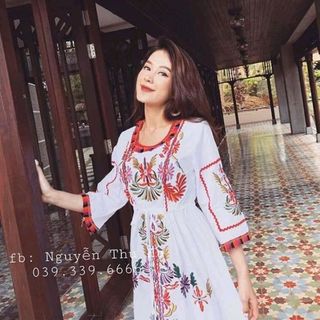ĐẦM THÊU HOẠ TIẾT VIỀN CỔ