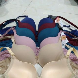 Áo ngực Lovely mút vừa lưng ren 175