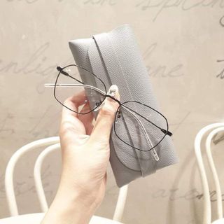 Gọng kính mảnh lục giác