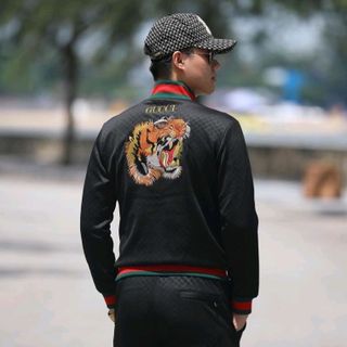 Bộ thể thao cao cấp chất liệu vải umi