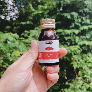 Tinh dầu trị mụn nám