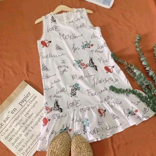 ĐẦM ĐUÔI CÁ IN CHỮ