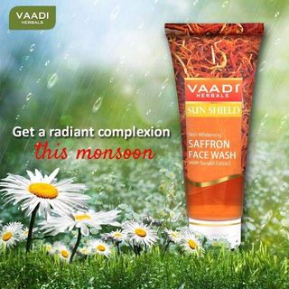 Sữa rửa mặt nhụy hoa Nghệ Tây hãng Vaadi Ấn Độ