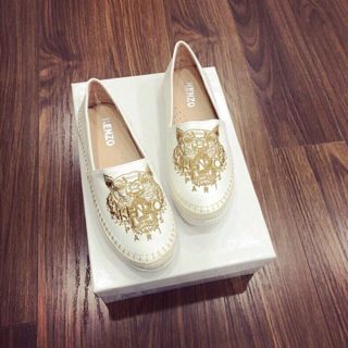 Giày mọi đầu hổ