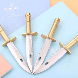 viết mực nước mực màu đen nhé