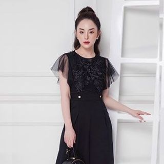 ĐỒ BAY TAY NGẮN REN THÂN KẾT HOA MS 2338