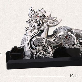 Nước hoa ô tô tỳ hưu