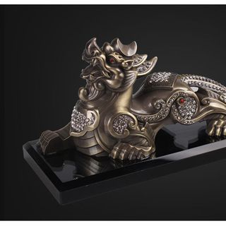 Nước hoa ô tô tỳ hưu