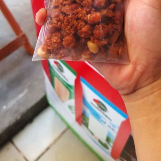 Đậu phộng rang tỏi ớt