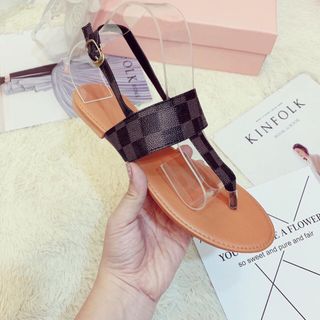 Giày sandal lvv