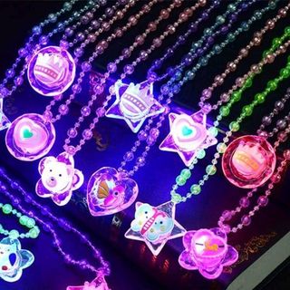 dây chuyền đèn led có sẵn pin nhé