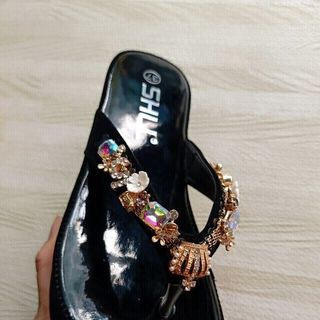 Dép xuồng đính đá nhập độc quyền