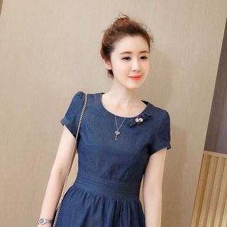 ĐẦM JEAN XÒE