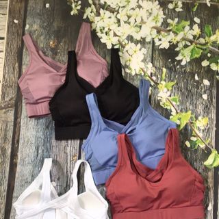 Bra tập gym cài khuy sau
