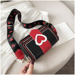 Túi Nữ Đeo Chéo Trái tim Ngọt Ngào Dễ Thương D634