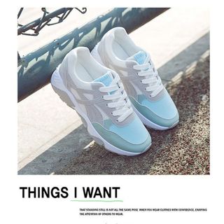 GIÀY THỂ THAO NỮ THỜI TRANG SNEAKER D2599 giá sỉ